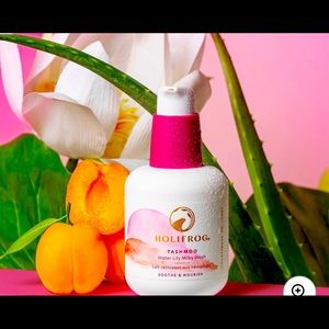 Holifrog Tashmoo water lily milky wash